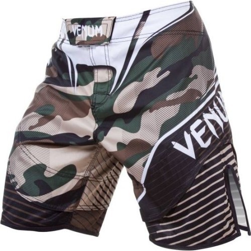 Venum Camo Hero Fight Shorts - зеленый/коричневый
