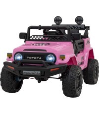 Toyota FJ Cruiser rožinis