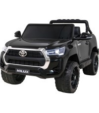 Toyota Hilux transporto priemonė Juoda