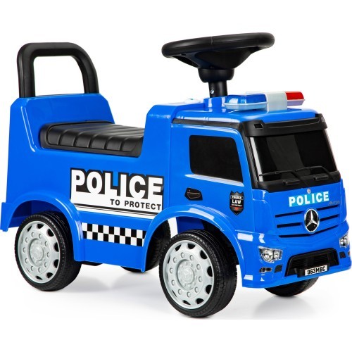 Mercedes policijas auto gājējs + rezultātā