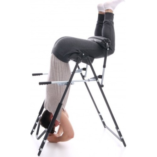 Device for supporting spine rehabilitation GraviCat