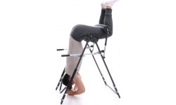 Device for supporting spine rehabilitation GraviCat