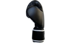 Buffalo Outrage boxing gloves black and white 10oz