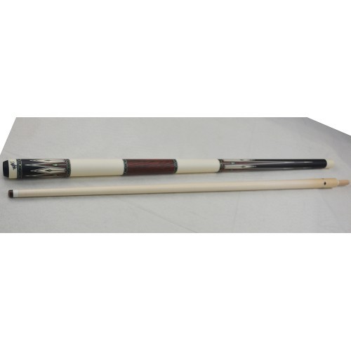Dufferin carom cue Dominus 5
