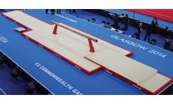 SET OF LANDING MATS FOR COMPETITION BEAM - 52 m²