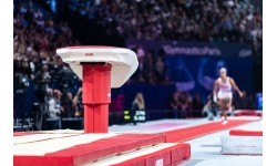 Piezemēšanās matraču komplekts sacensību lēcieniem ar virsējo matraci, 15,60 m², FIG apstiprināts
