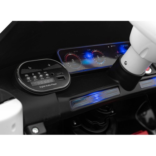 Bērnu elektromobilis Mercedes-Benz AMG EQA, melns