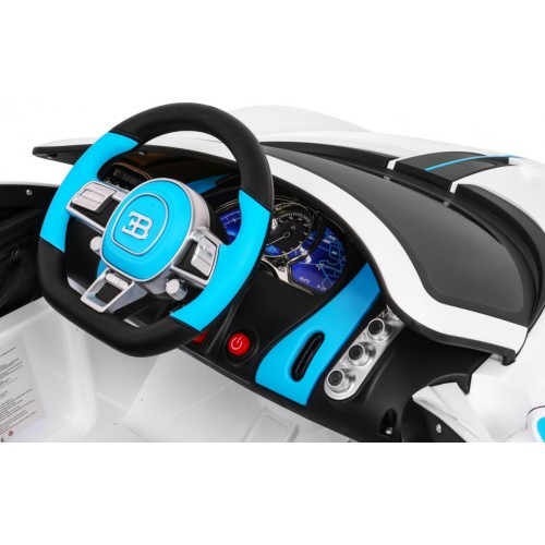 Электромобиль Bugatti Divo, белый
