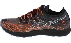 Skriešanas apavi Asics Fujispeed M, melns-oranžs