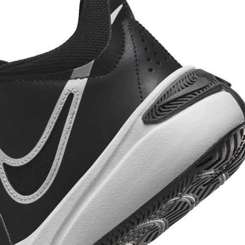 Nike Team Hustle D 11 Junior Basketball Shoes Black DV8996 002
