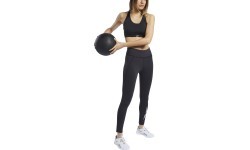 Женский спортивный бюстгальтер Reebok Wor Bra Padded, чёрный FQ0421