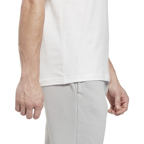 Мужская футболка Reebok Ri Left Chest Logo белая HG4443
