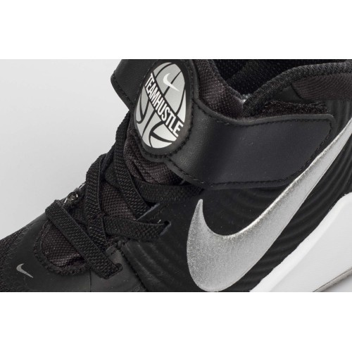 Nike Team Hustle D 9 bērnu botas, melnas AQ4225 001