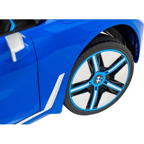 BMW I4 Blue