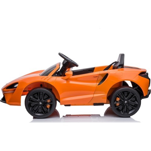 Электромобиль McLaren Artura оранжевый