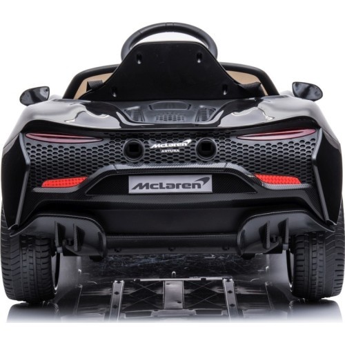 Elektromobilis McLaren Artura, melns