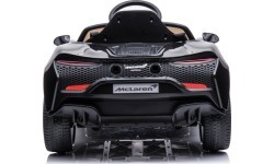 Elektromobilis McLaren Artura, melns