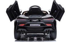 Elektromobilis McLaren Artura, melns