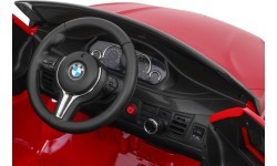 Elektromobilis BMW X6M sarkans