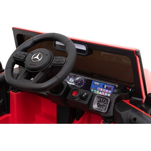Mercedes G63 Red