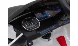 Детский электромобиль Mercedes Benz AMG EQA, белый