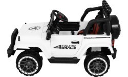 Full Time off-road vehicle 4WD White
