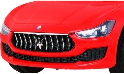 Электромобиль Maserati Ghibli, красный