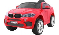 Vehicle BMW X6M Red