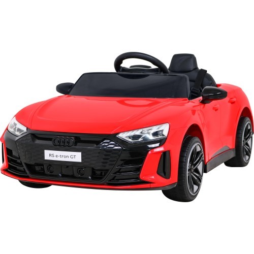 Elektromobilis Audi RS E-Tron GT, sarkans