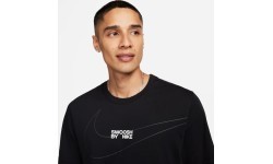 Nike мужская футболка NSW Tee 6Mo Swoosh Black FQ3785 010
