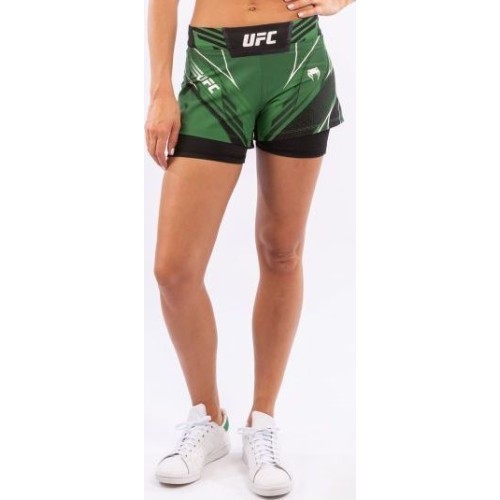 Женские шорты UFC Venum Authentic Fight Night - короткая посадка - зеленый