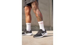 Мужская обувь Nike Revolution 7 Black White FB2207 001