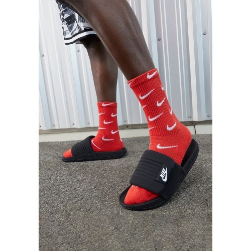 Nike Offcourt Adjust Slide vīriešu čības, melnas DQ9624 001