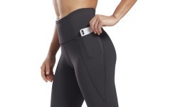 Reebok sieviešu legingi TS Lux Highrise Tight Black GI6488