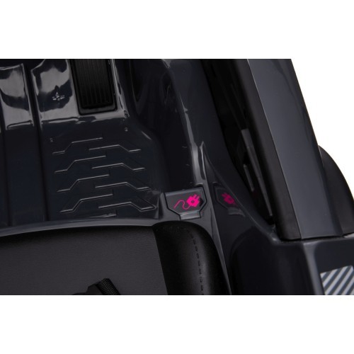 Elektromobilis Audi RSQ E-TRON, pelēks