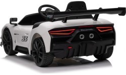 Электромобиль Maserati MC20 GT2, белый