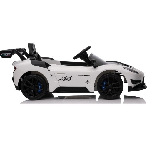 Maserati MC20 GT2 vehicle White