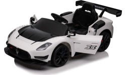 Maserati MC20 GT2 vehicle White