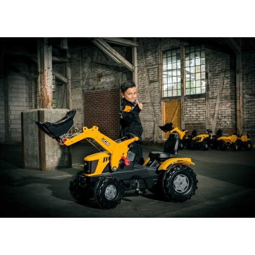 RollyFarmtrac JCB 8250