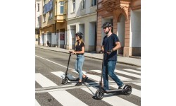 inSPORTline Swifter elektriskais skrejritenis (līdz 100 kg, 250 W, līdz 25 km/h)