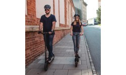 inSPORTline Swifter elektriskais skrejritenis (līdz 100 kg, 250 W, līdz 25 km/h)