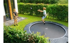 EXIT Dynamic ground level trampoline ø366cm with Freezone safety tiles - black