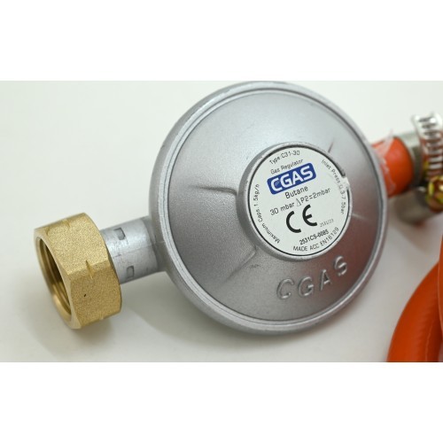 Gāzes spiediena regulators 30 mbar EN16129 ar 0,9 m šļūtenes komplektu