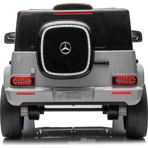 Электромобиль Mercedes Benz EQG, серебристый