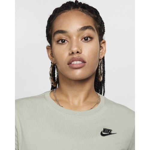 Женская футболка Nike W NSW Club SS Tee, зелёная, DX7902 370