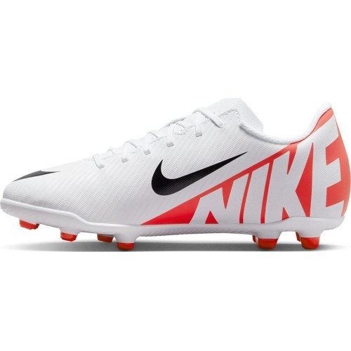 Футбольные бутсы Nike Jr Vapor 15 Club FG/MG для подростков белые DJ5958 600