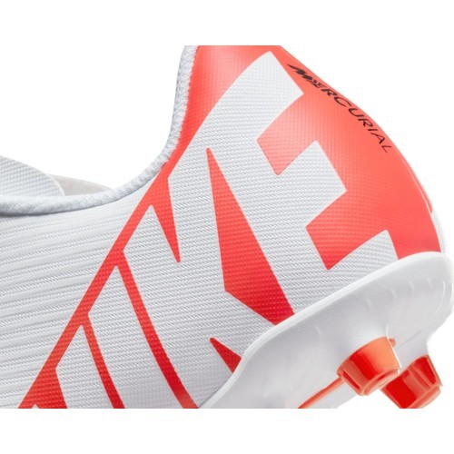Футбольные бутсы Nike Jr Vapor 15 Club FG/MG для подростков белые DJ5958 600