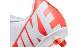 Футбольные бутсы Nike Jr Vapor 15 Club FG/MG для подростков белые DJ5958 600
