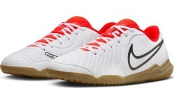 Футбольные бутсы Nike Jr Legend 10 Club IC White Red DV4343 100