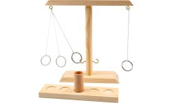 Philos spēle „Swing the Ring“